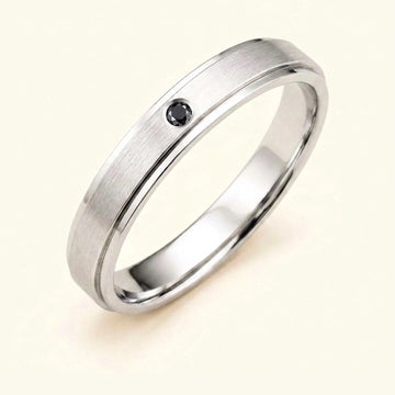 Alianza de diamante negro en oro blanco de 18 quilates para hombre Dhruva, anillo cepillado