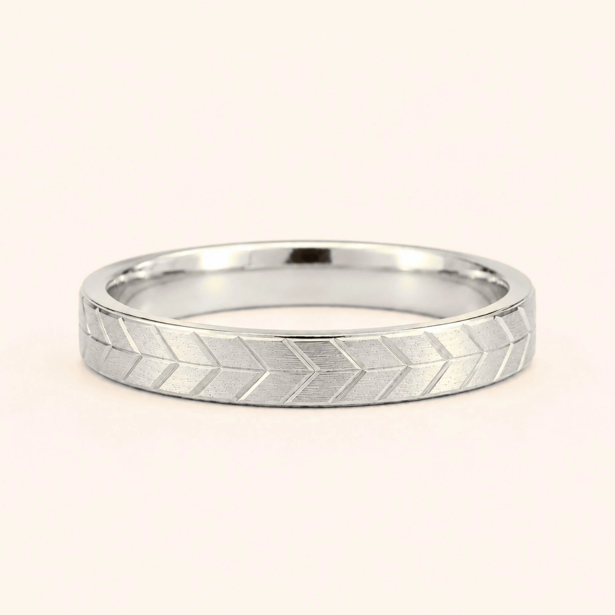 Alianza hombre chevron grabada oro blanco 3mm Maât
