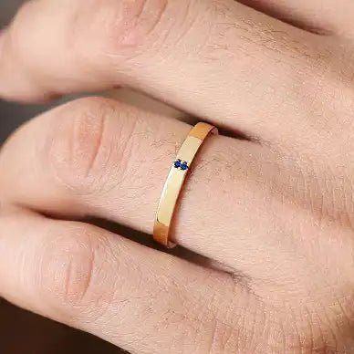 bague de fiançailles en saphir baguette Kabir or 18 carats