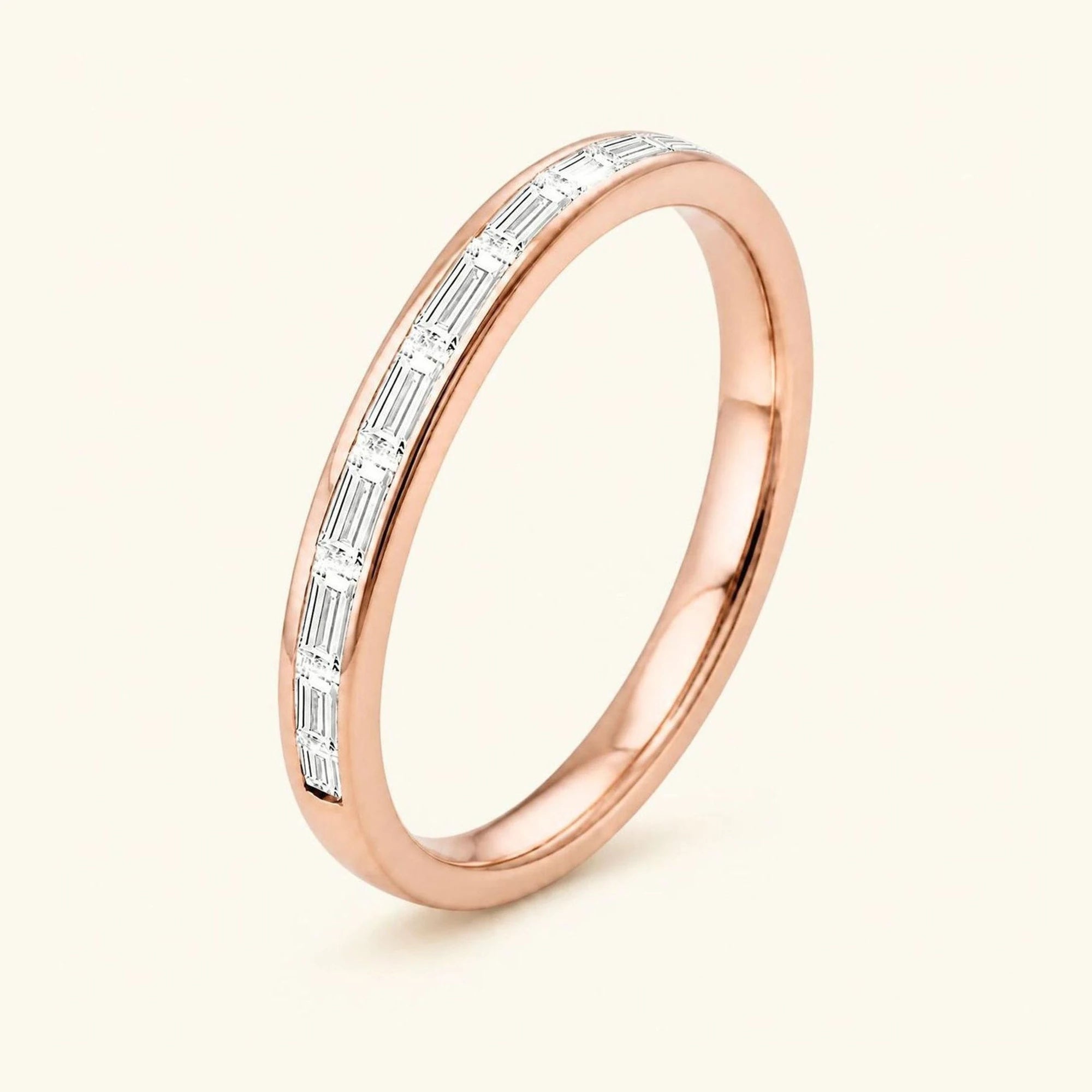 Alliance semi-éternité baguette de diamants blancs pour homme en or rose