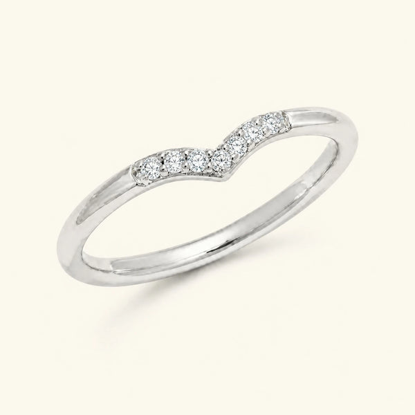 Anillo chevron pavé de diamantes blancos en oro blanco