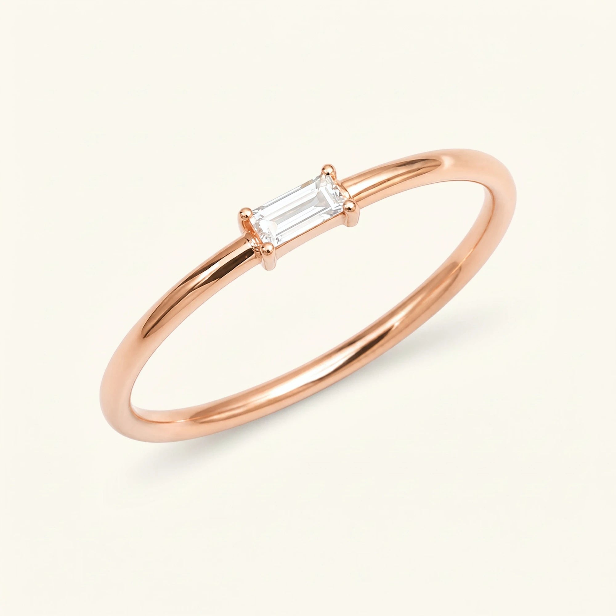 Anillo Shanti diamante talla baguette solitario en oro rosa
