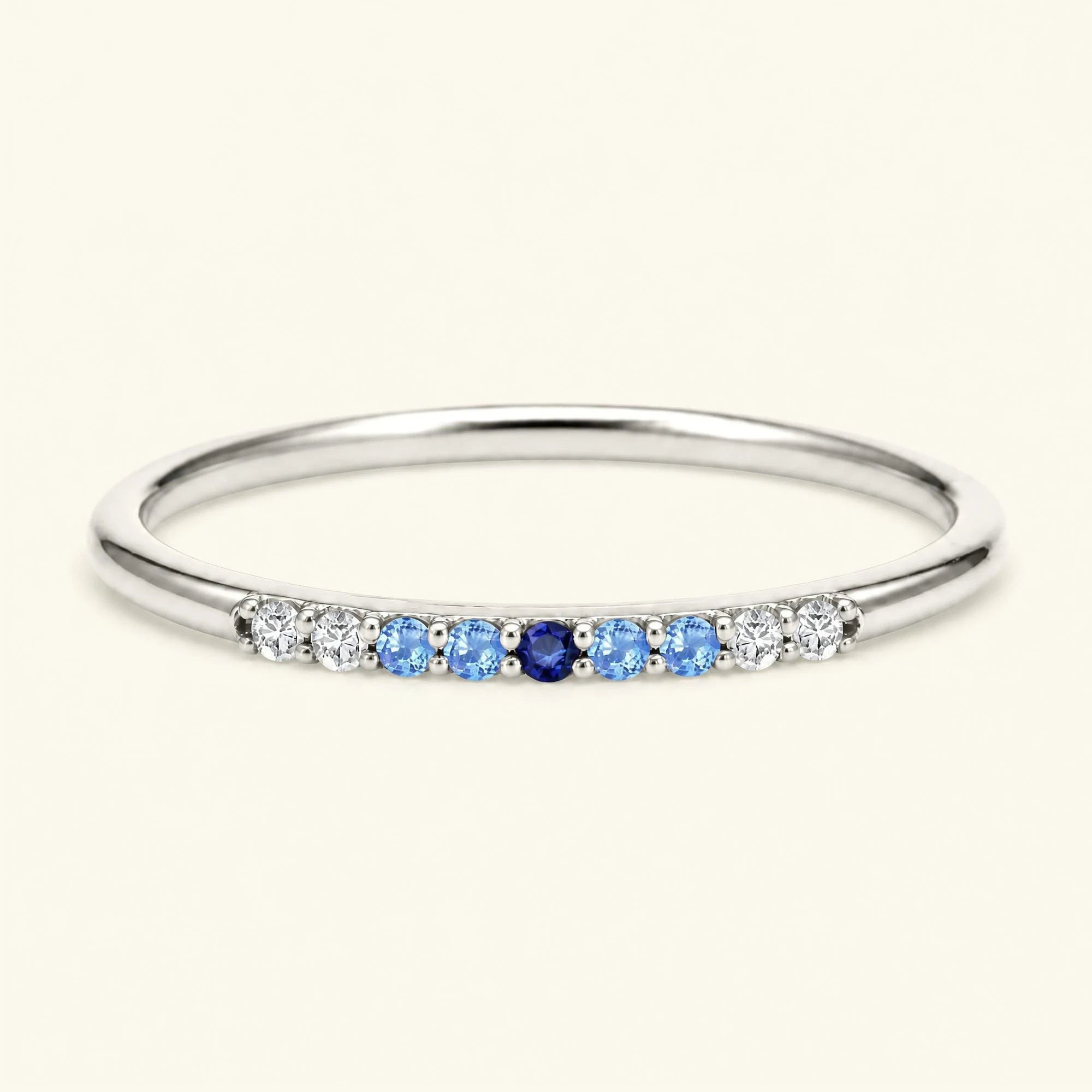 Oro blanco 18 quilates anillo Kiran Horizon