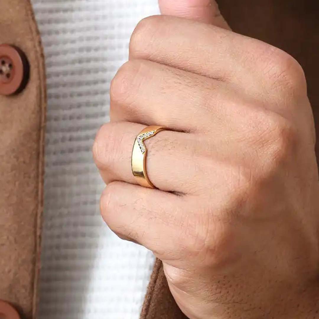 Bague Rudra en or jaune et en diamant 18 carats pour homme