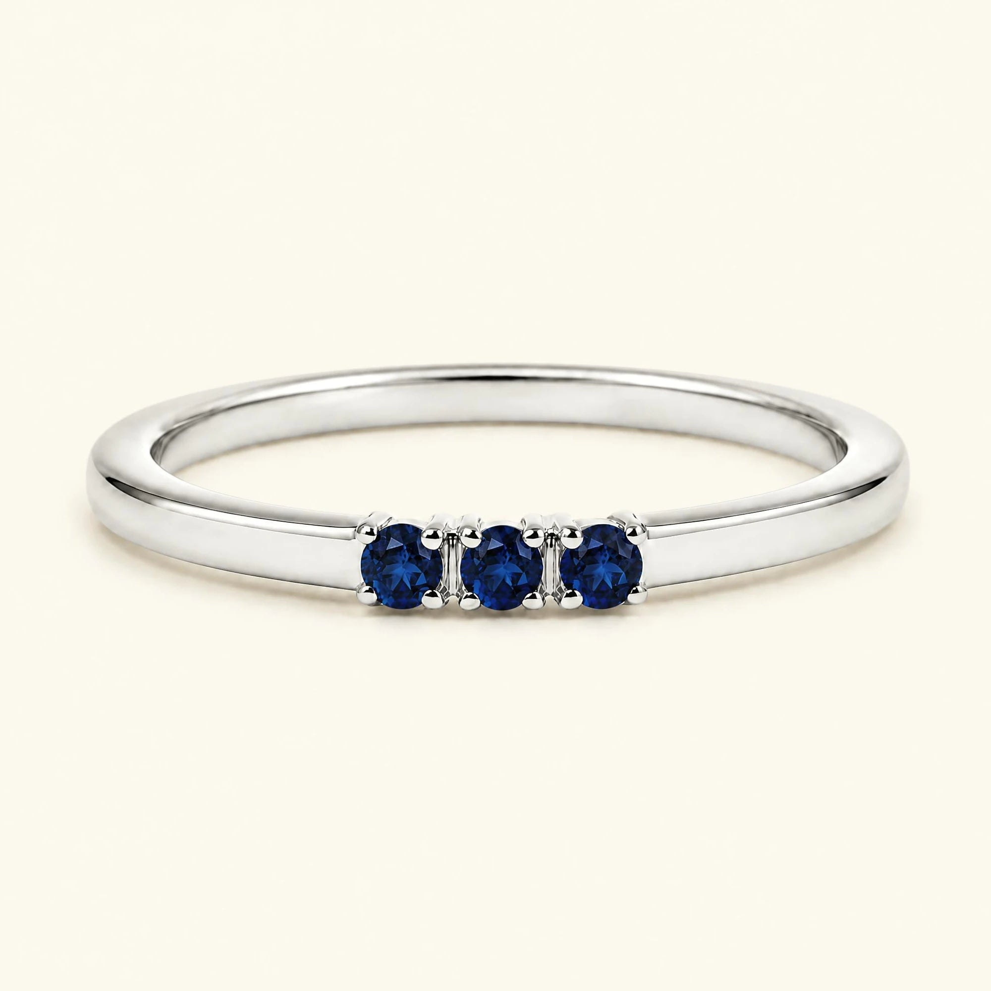 Bague de fiançailles trilogie de saphirs en or blanc