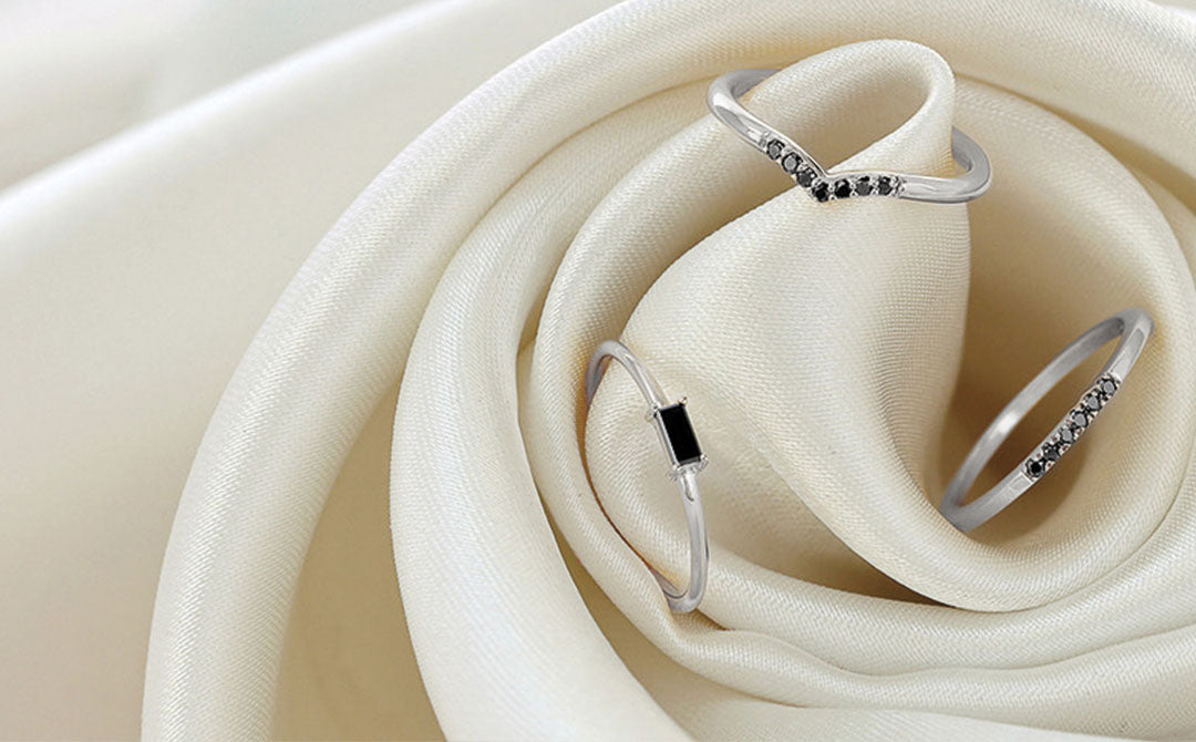 Cómo cuidar el oro blanco de tu anillo