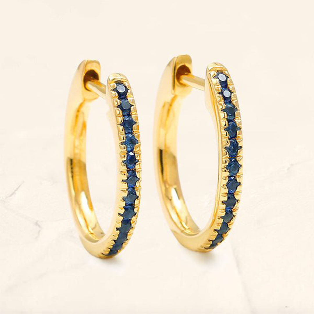 Créoles Ujala pavées de saphir en or jaune