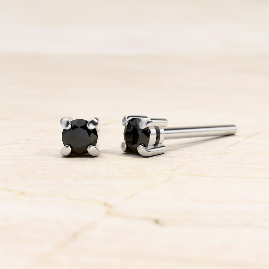 Pendientes Saral diamante negro solitario en oro blanco 18 quilates