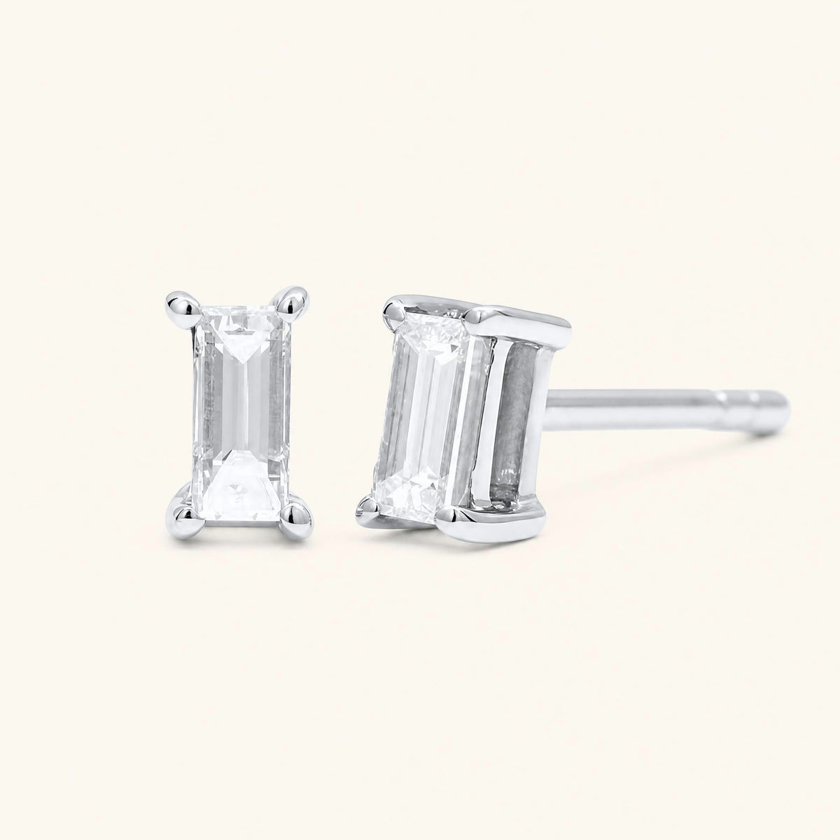Pendientes Shanti con diamante en oro blanco