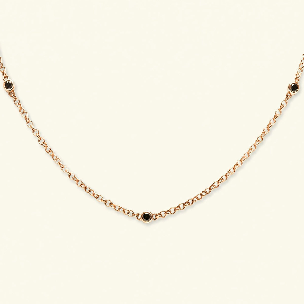 Collar Asonya diamante negro engastado clos