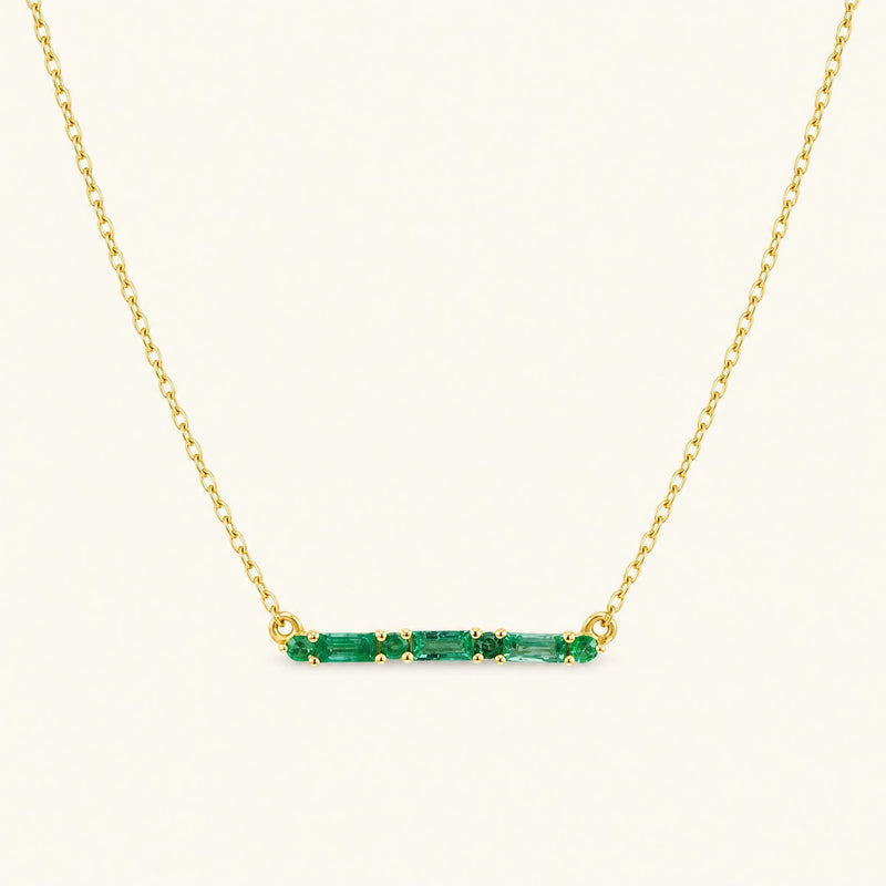 Collar Bhagya esmeralda horizontal geométrico baguette