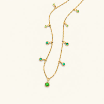 Collar Megha de oro amarillo con esmeralda