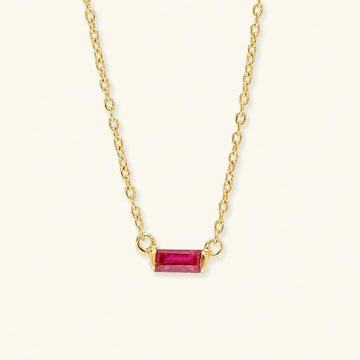 Collar Shanti talla baguette rubí en oro amarillo
