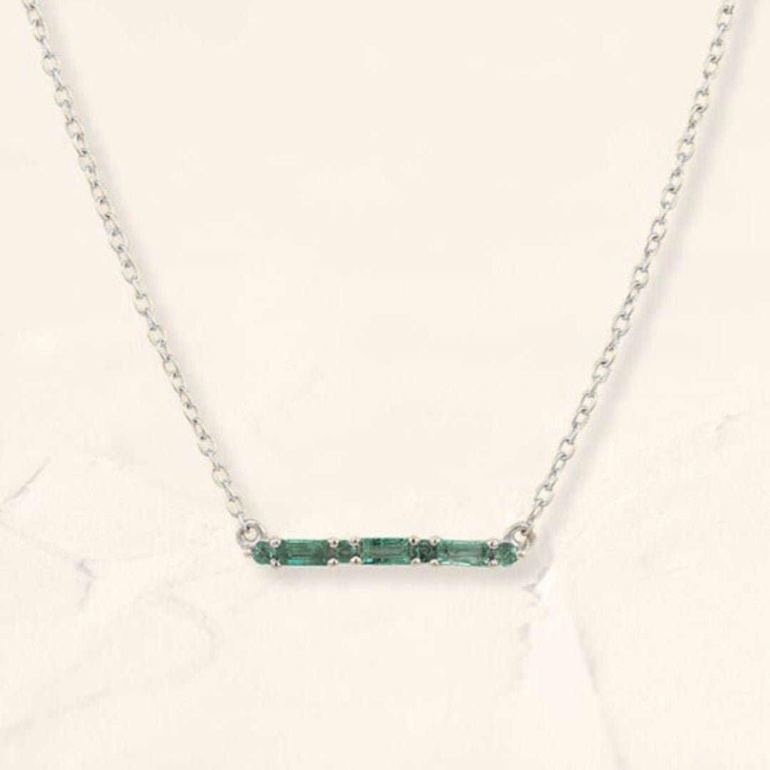 Collier Bhagya emeraude géométrique baguette Or blanc