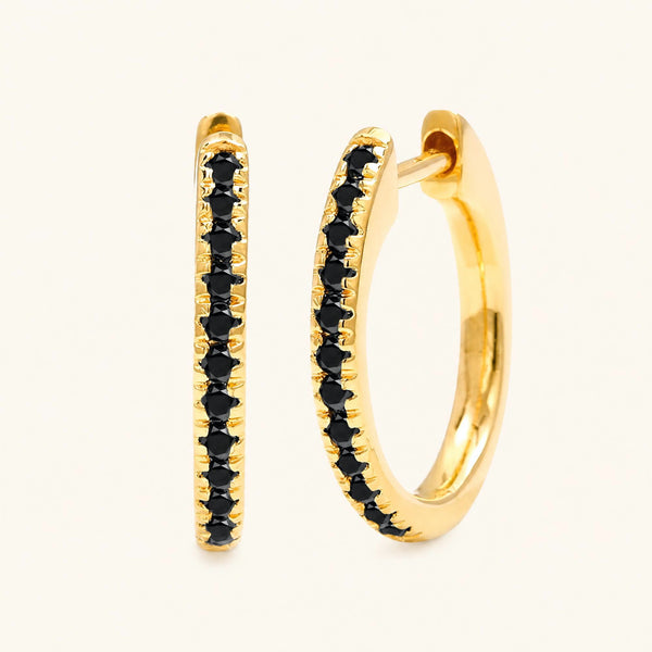 Aros Ujala diamante negro en oro amarillo