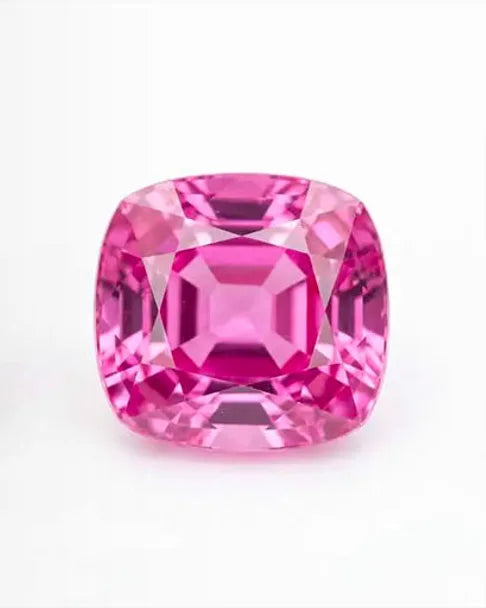 Rubí o zafiro rosa: ¿cuál es la diferencia?