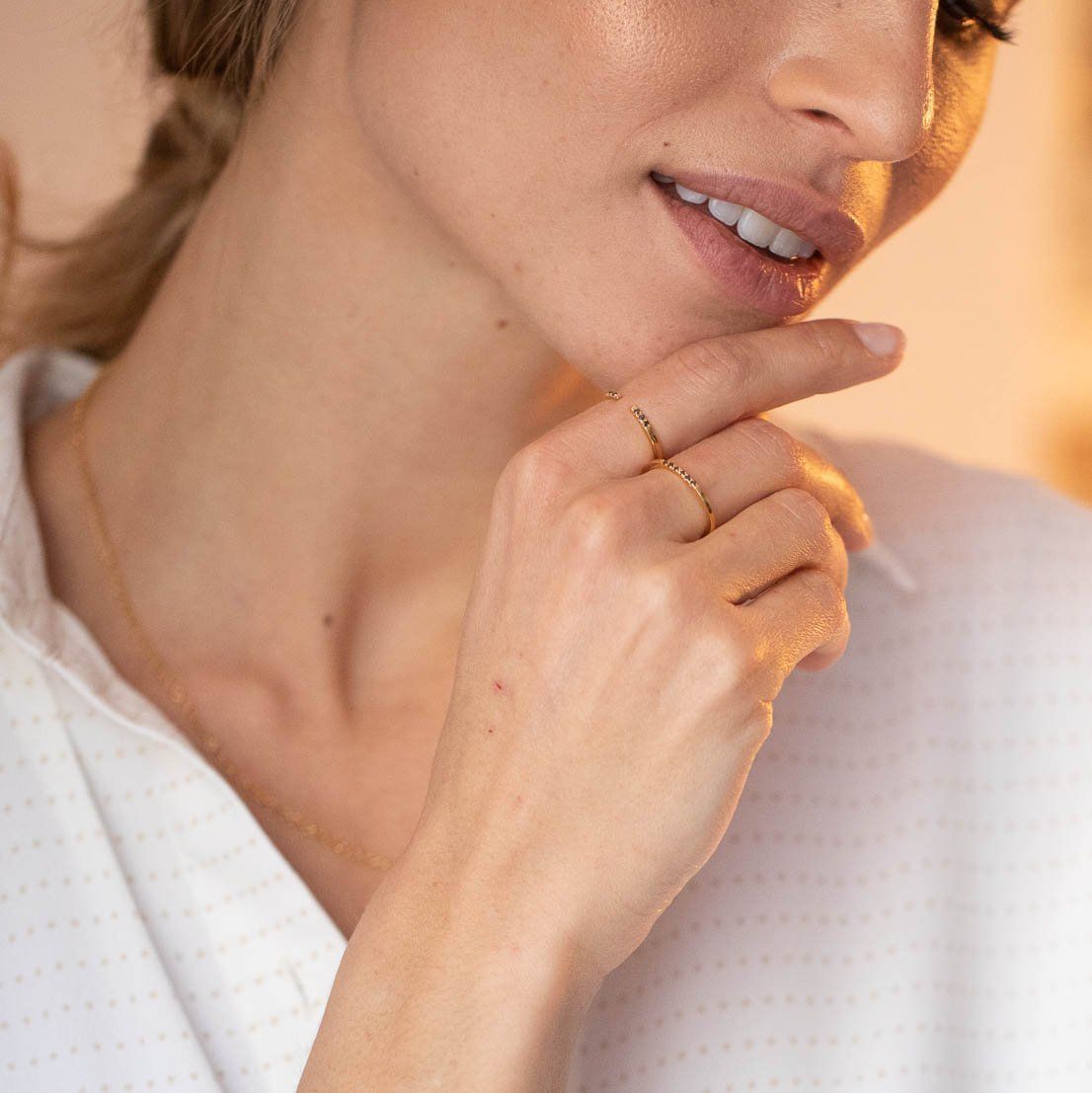 Anillo pavé de diamantes negros