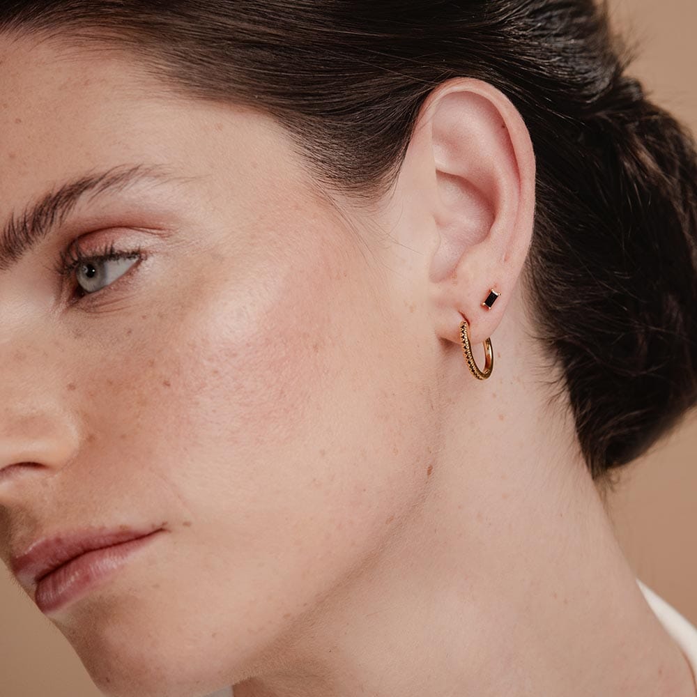 Aros y pendientes diamante negro